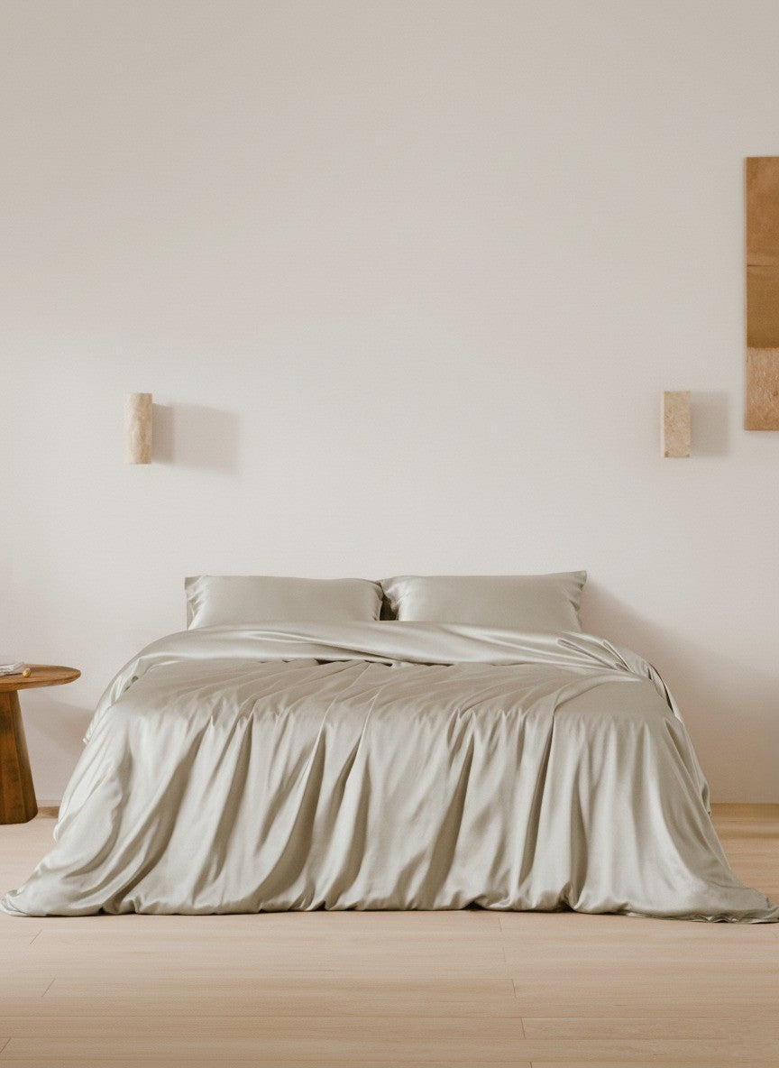 The Han Silk Bedding Set