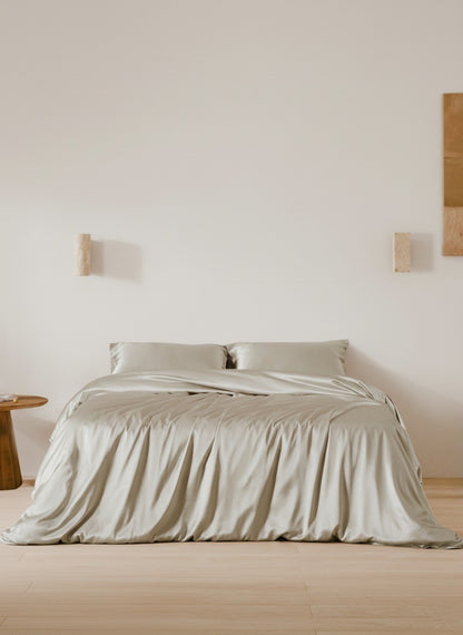 The Han Silk Bedding Set